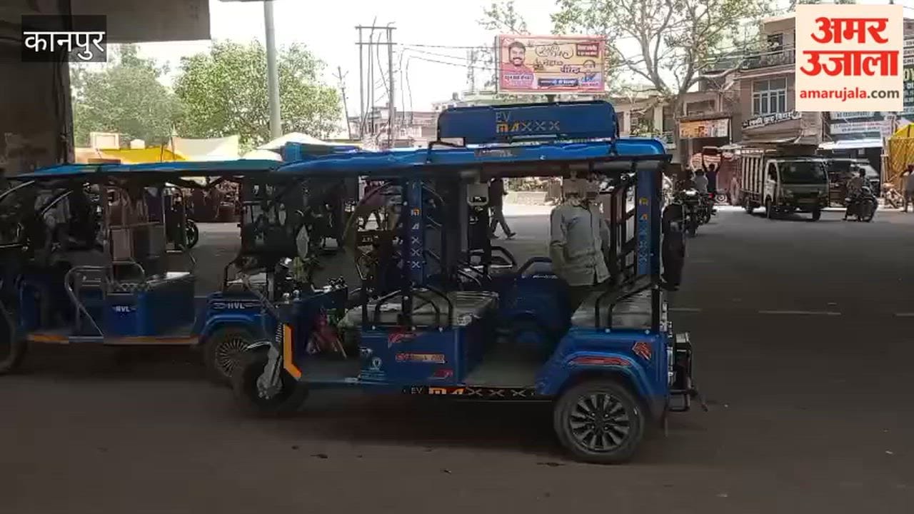 Kanpur: Police Laxity Allows Auto-Rickshaw Drivers to Occupy Highway Lane at Mandhana Crossing