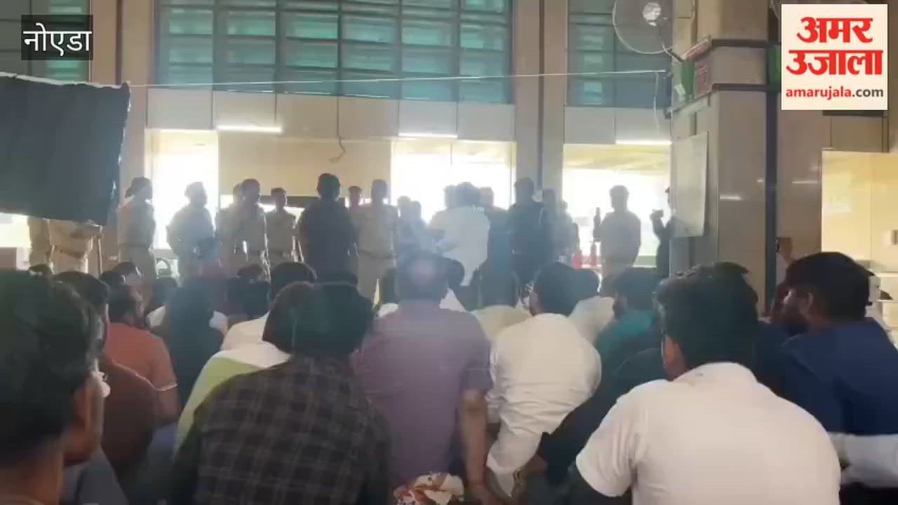 Strike continues at GIMS over demand for regularization