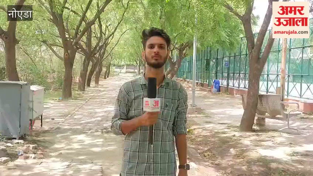 national coach is training young footballers from Noida