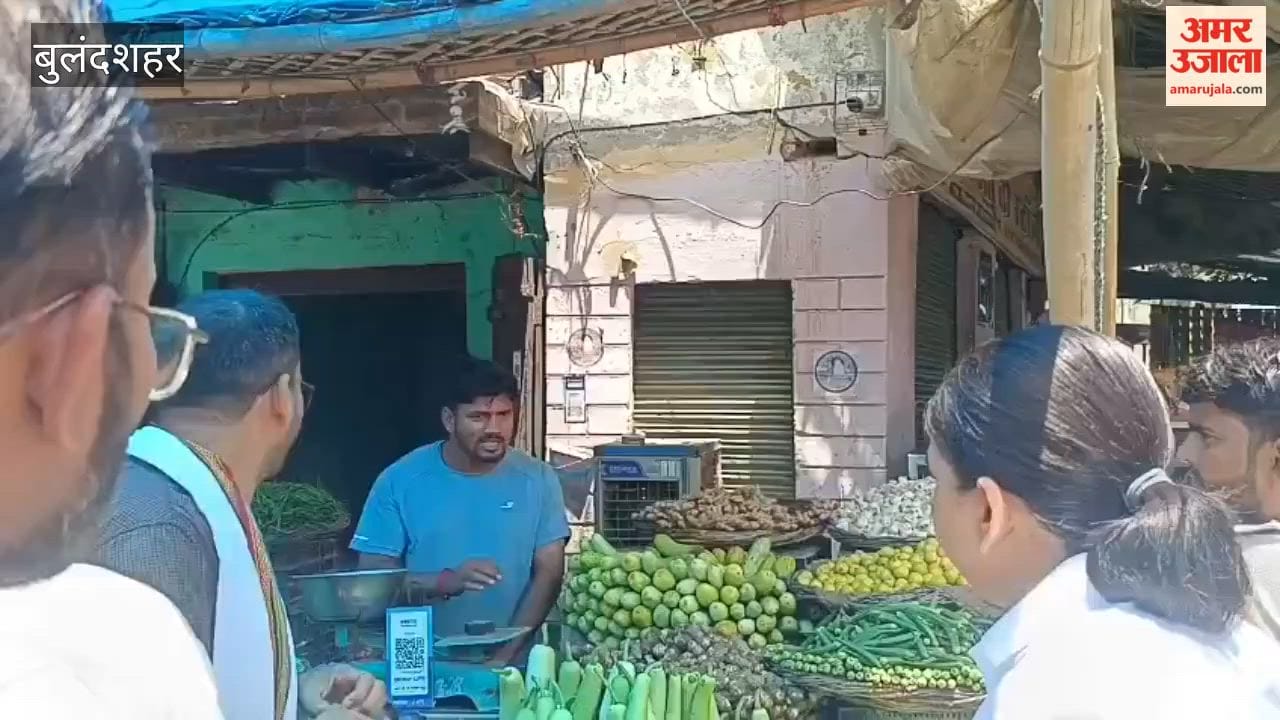 Anti encroachment drive and fine collection in Bulandshahr
