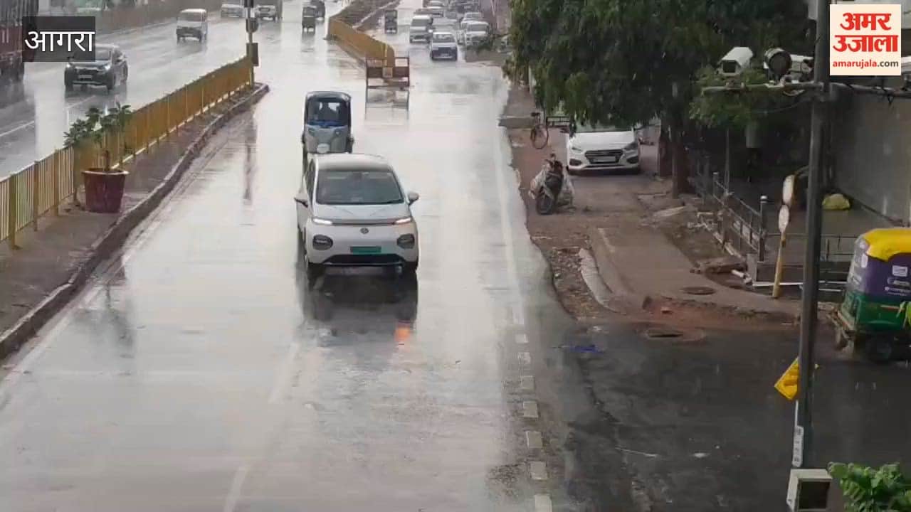 Heavy rain in Agra