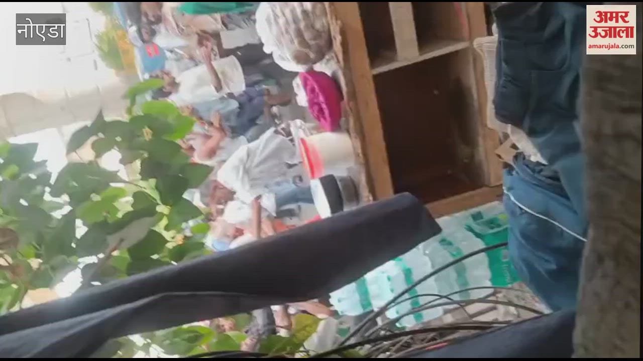 नोएडा अट्टा मार्केट में मारपीट का वीडियो वायरल