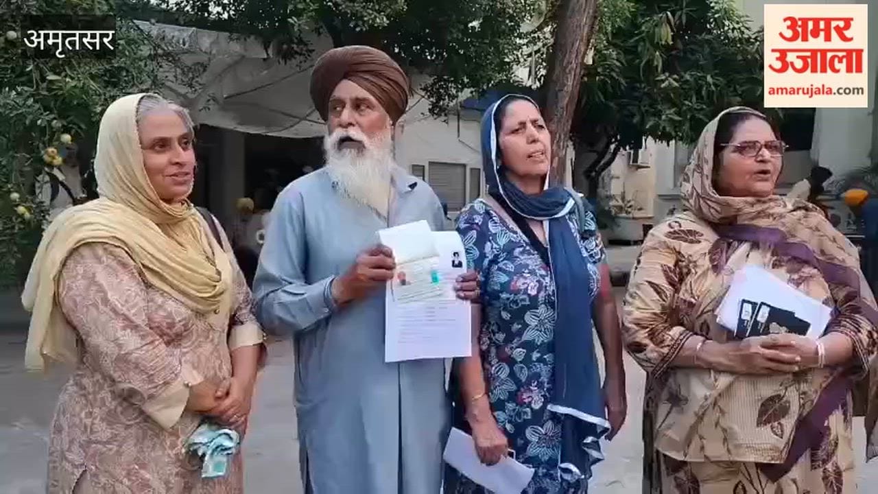 A group of 290 pilgrims leaves for Pakistan