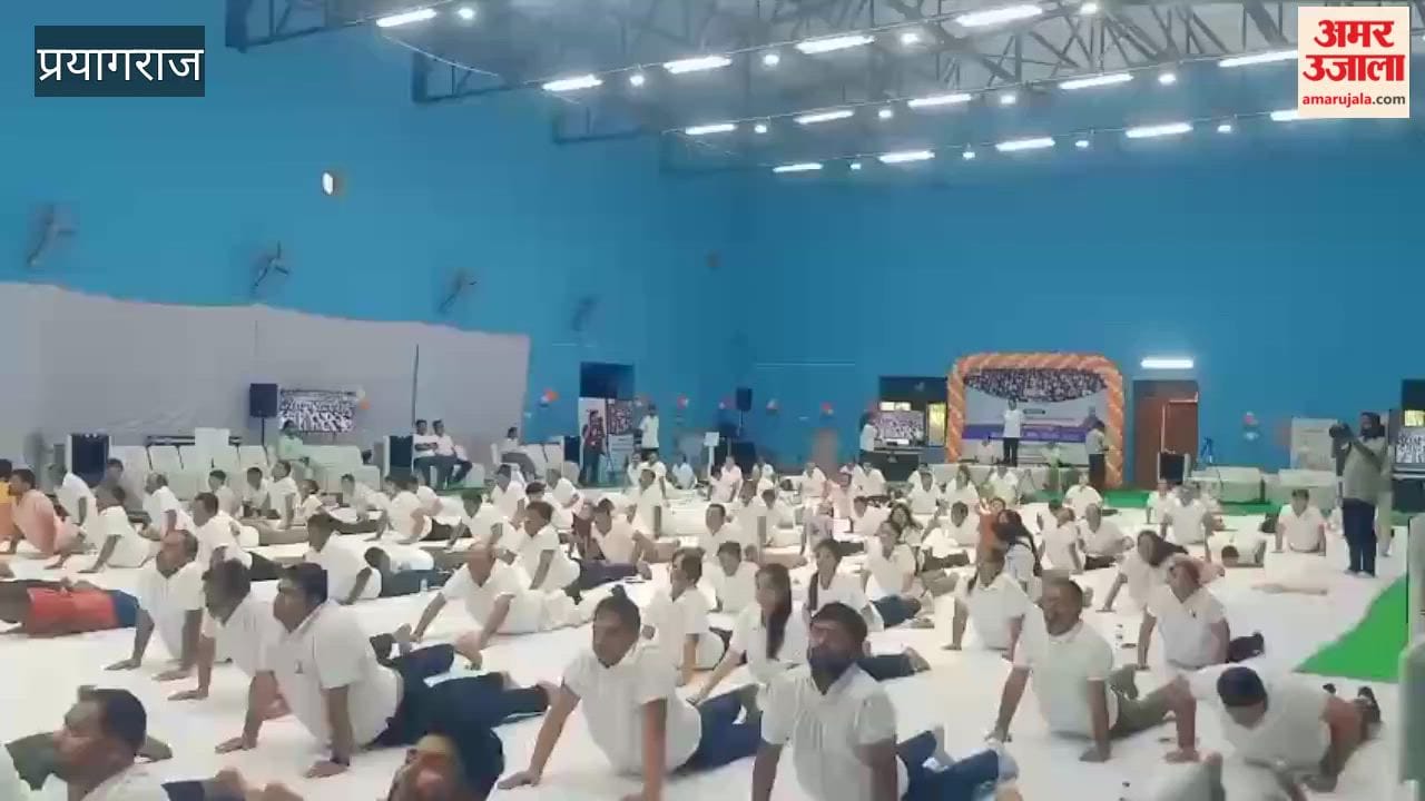 Officials gathered at the NCR Railway headquarters on Yoga Day and raised awareness about yoga.