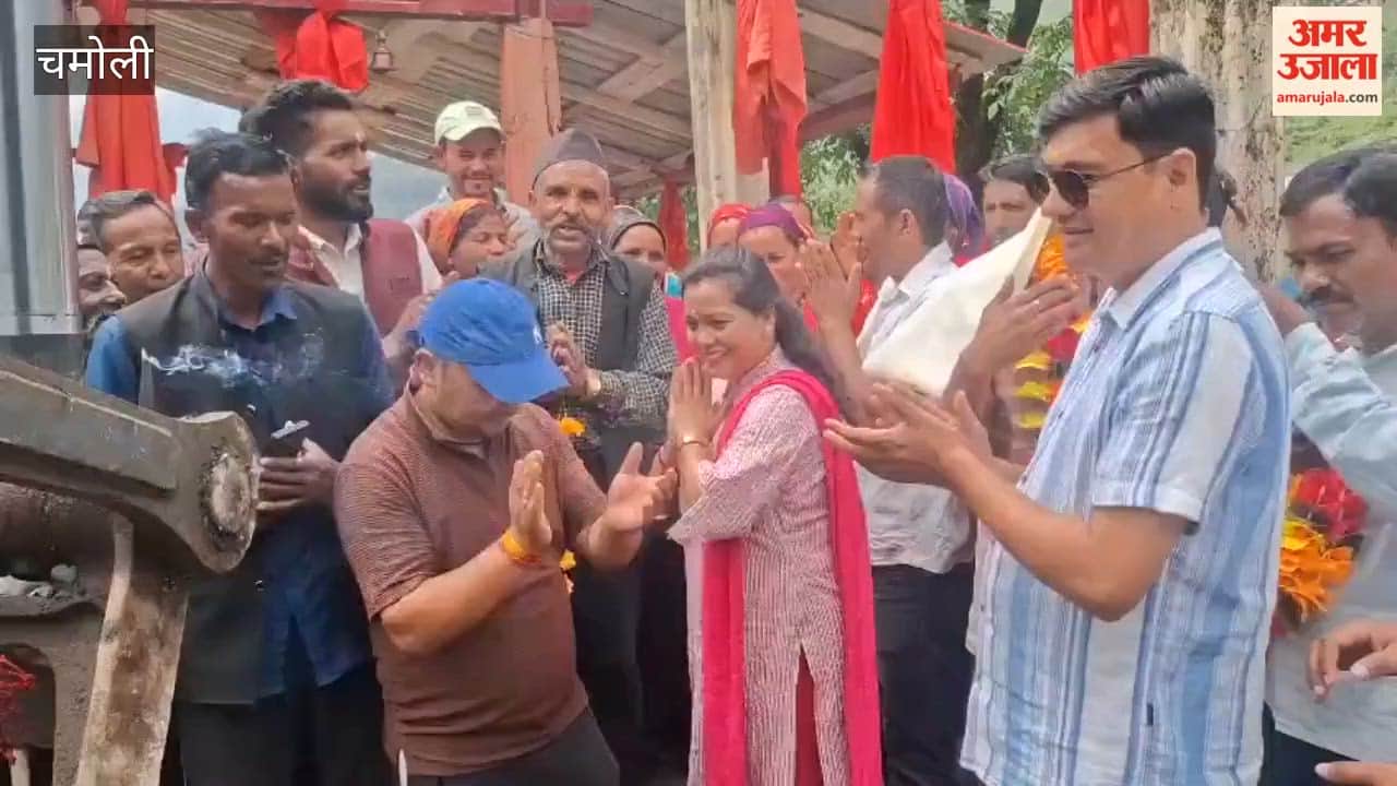 Meeting of Gram Panchayat Balan: Villagers demand the upgradation of the high school and approval for an ANM center from the government
