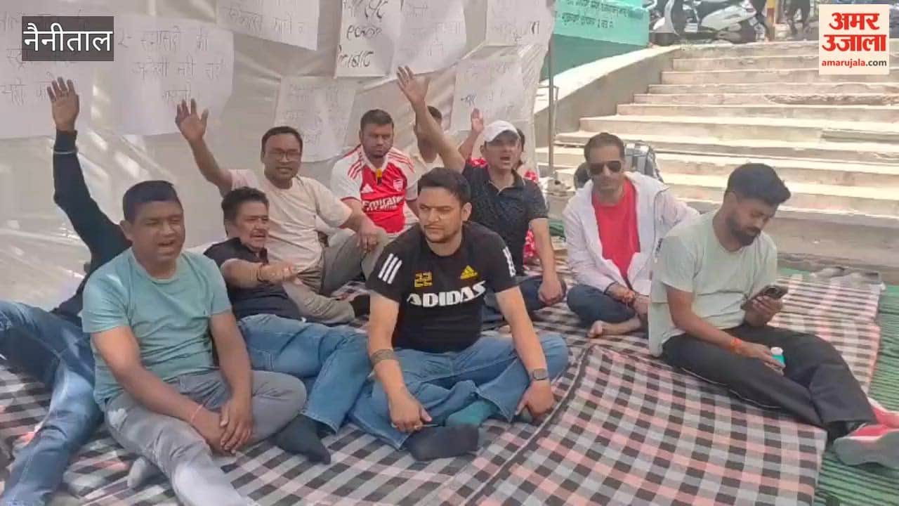 Councilors agree following Municipal Council President's assurance; sit-in protest called off.