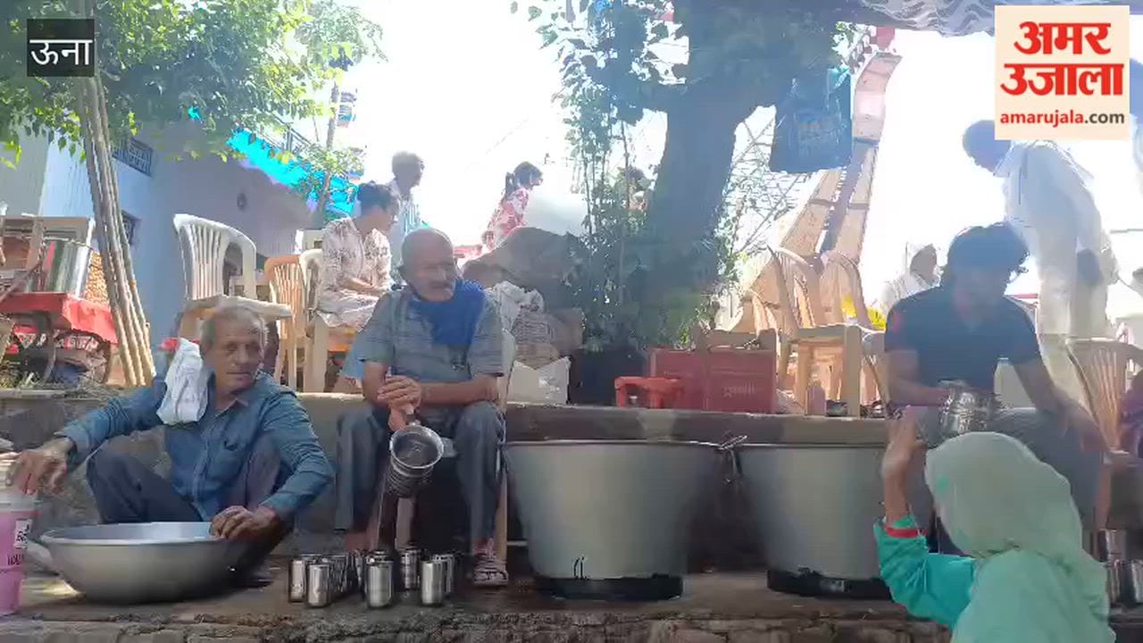 Centuries-Old Tradition of Free Sweet Water Service Continues at Peepalu Fair