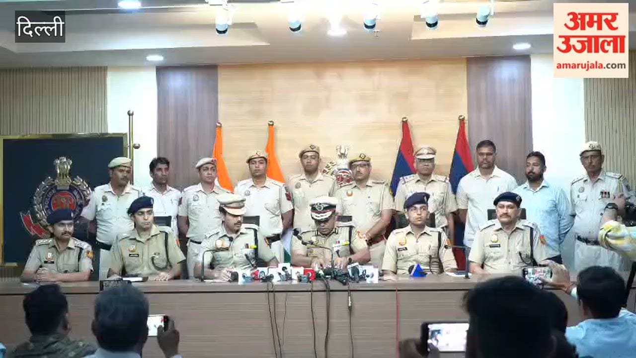 Theft of ₹90 lakh from a mobile shop in Karol Bagh police arrest four accused