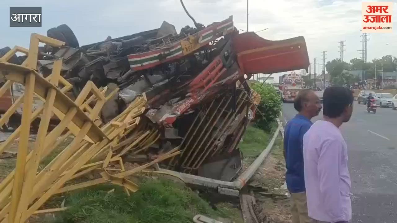 Roadways Bus Overturns After Wheel Comes Off on Agra-Mathura Highway