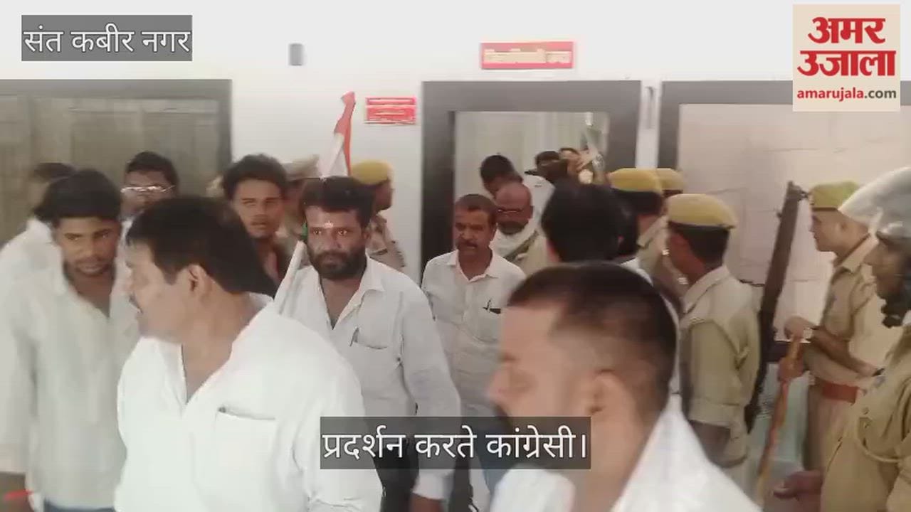 Protest and demand for investigation into the theft of offerings at the Ram Mandir.