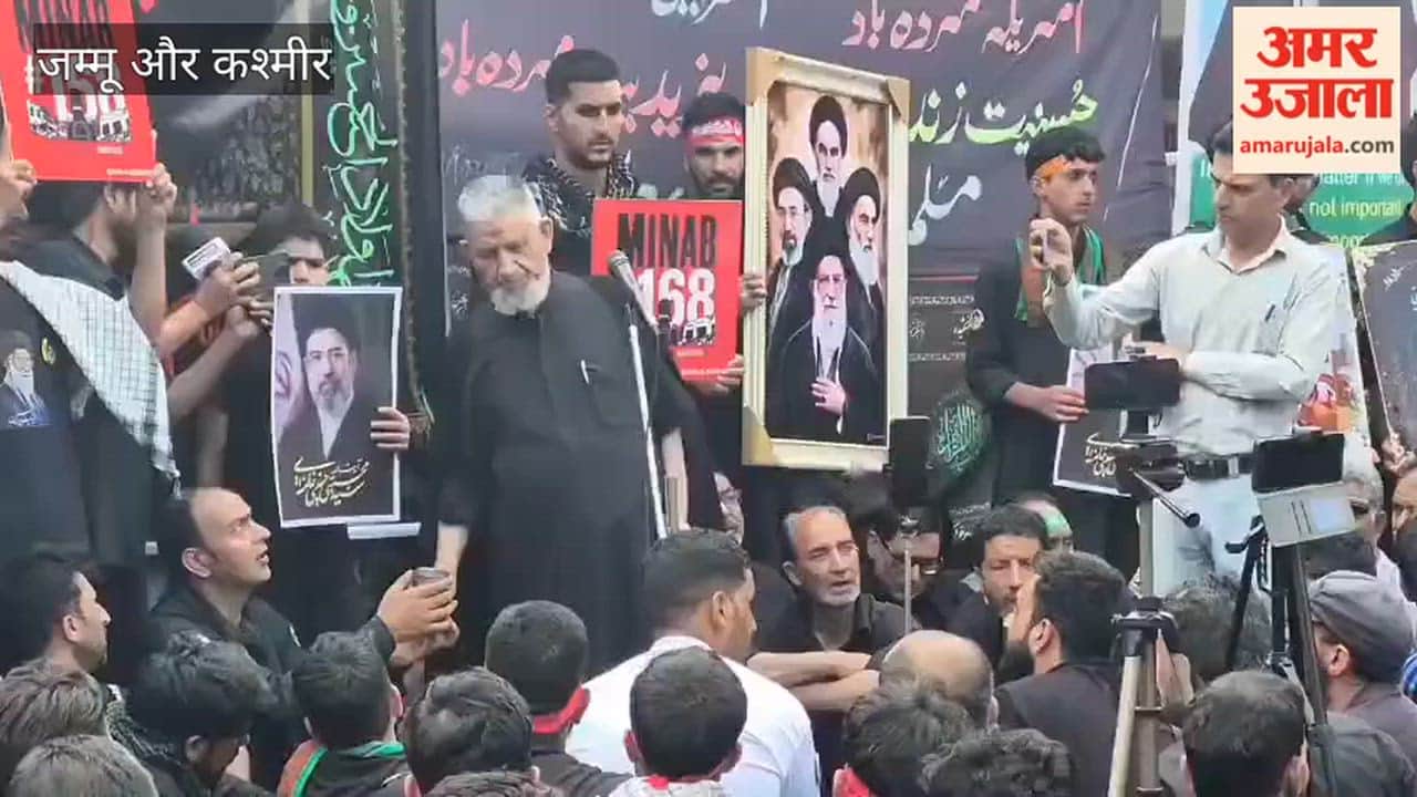 Ashura procession taken out with reverence in Pulwama's Gangu.
