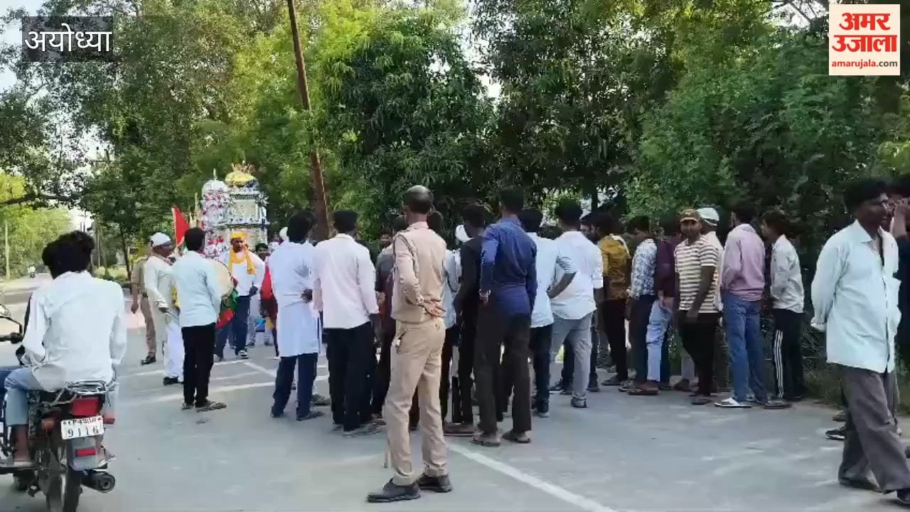 अयोध्या में हजरत इमाम हुसैन की शहादत को याद कर निकले 47 ताजिए, नरायनपुर में दिखी गंगा-जमुनी तहजीब