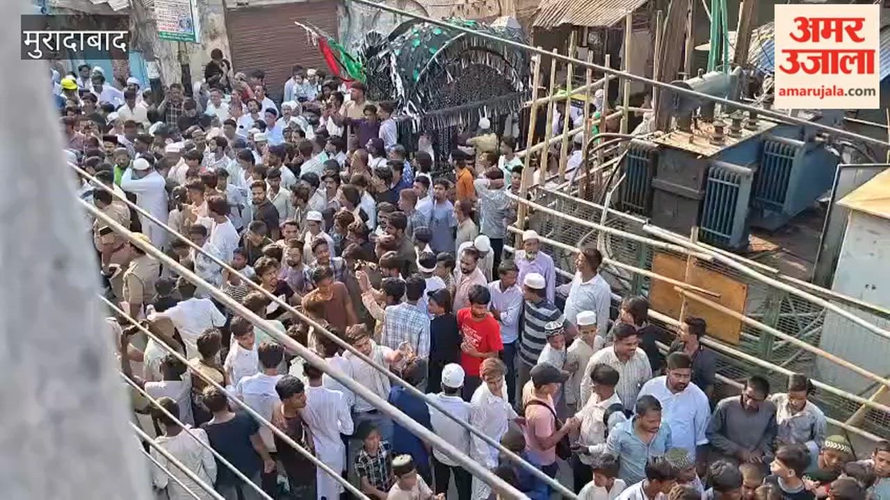 The Hooris saluted the Tazia made of blankets.