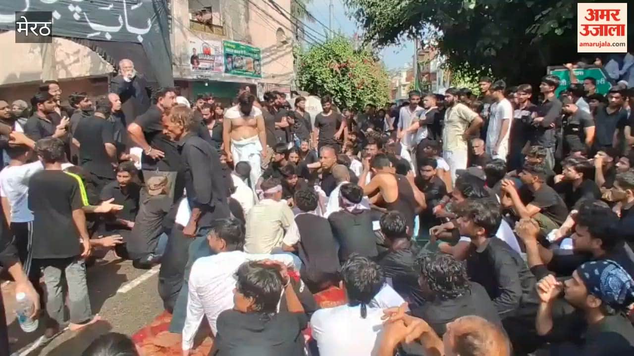 Meerut: Procession taken out from Abdullapur on Muharram; mourners engaged in intense mourning.