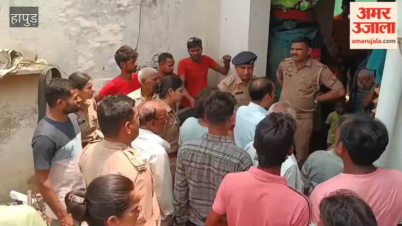 Married woman commits suicide by hanging she was married four years ago police have launched an investigation in Hapur