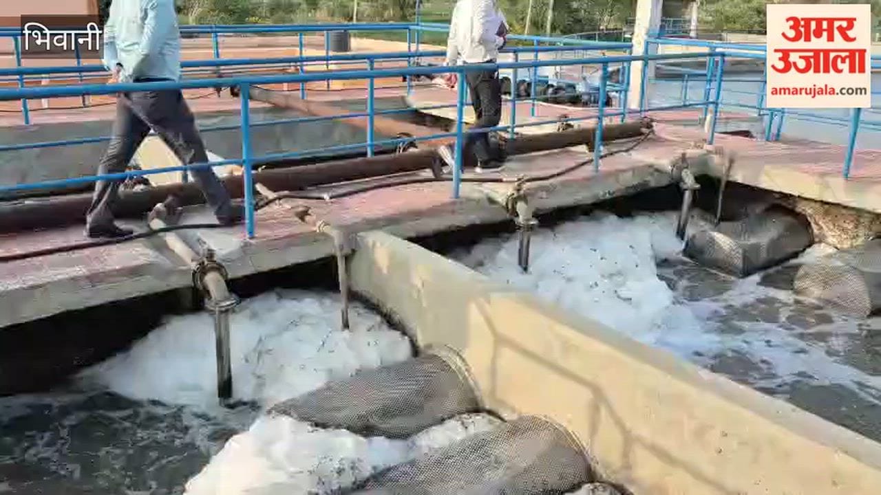 Bhiwani tosham SDM Sandeep Kumar inspected the sewerage system for the drainage of wastewater and rainwater.