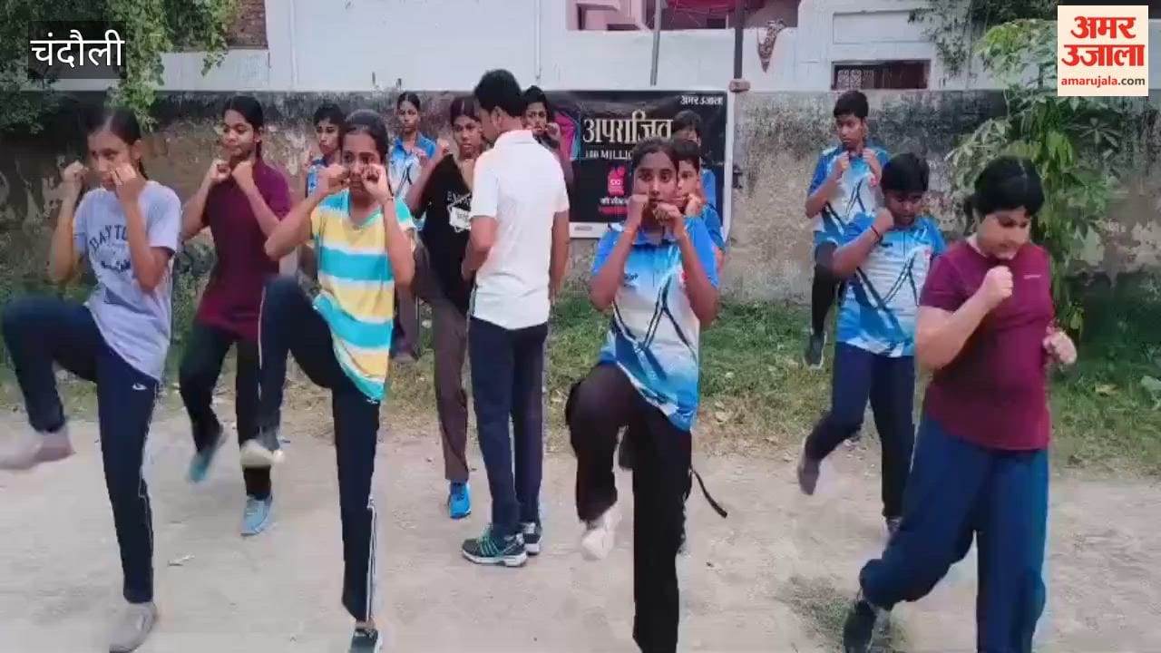 Under Amar Ujala Aparajita girls learned self-defense techniques and responded every attack