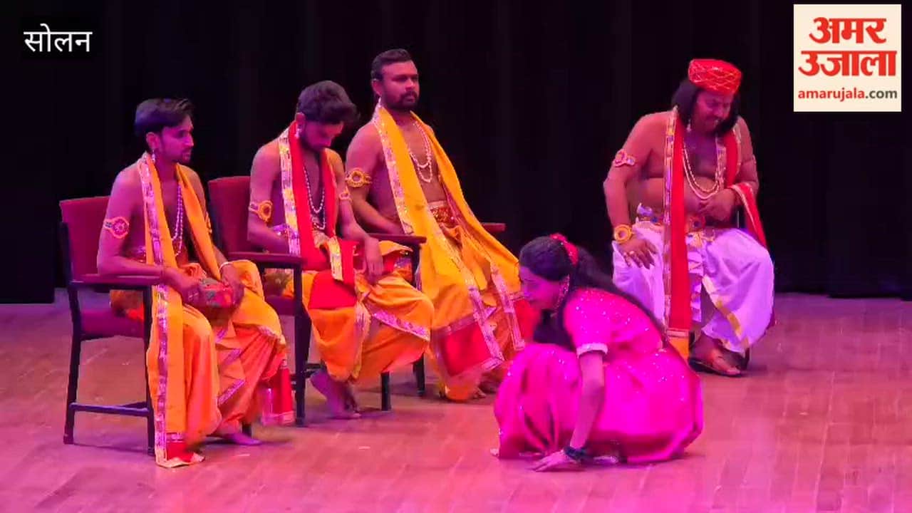 solan theatre festival concludes with gandhari and jamun ka ped