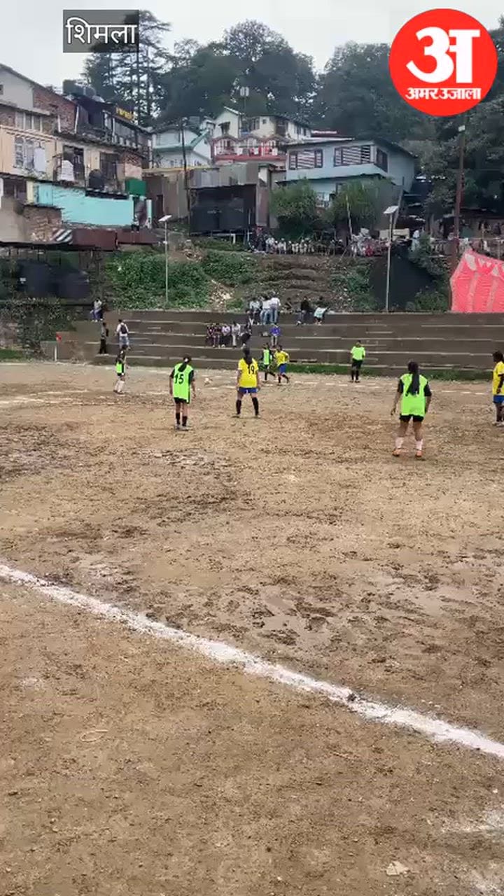 Video: बालूगंज फुटबॉल प्रतियोगिता में दमखम दिखा रहीं महिला खिलाड़ी