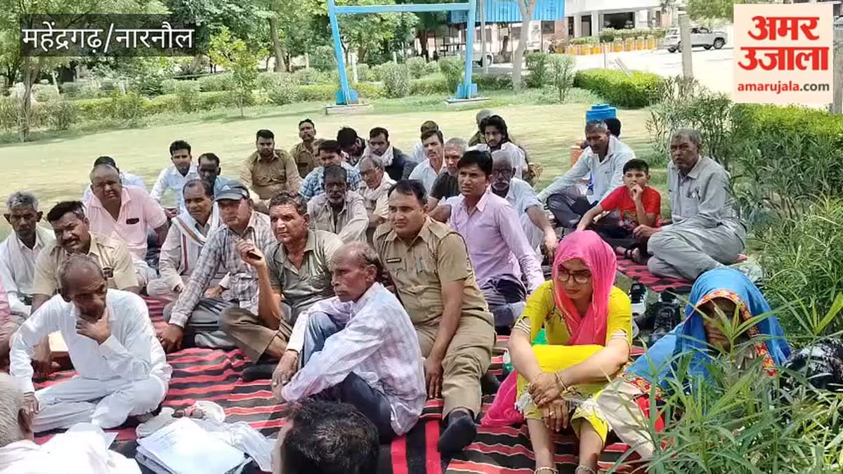 नारनौल: चौकीदारों ने सरकार पर लगाया अनदेखी करने का आरोप, मांगों को लेकर उपायुक्त को सौंपा ज्ञापन