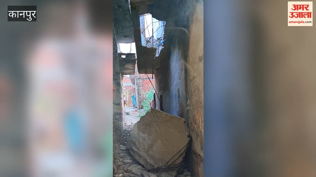Kanpur: Slab collapses while demolishing dilapidated balcony projection