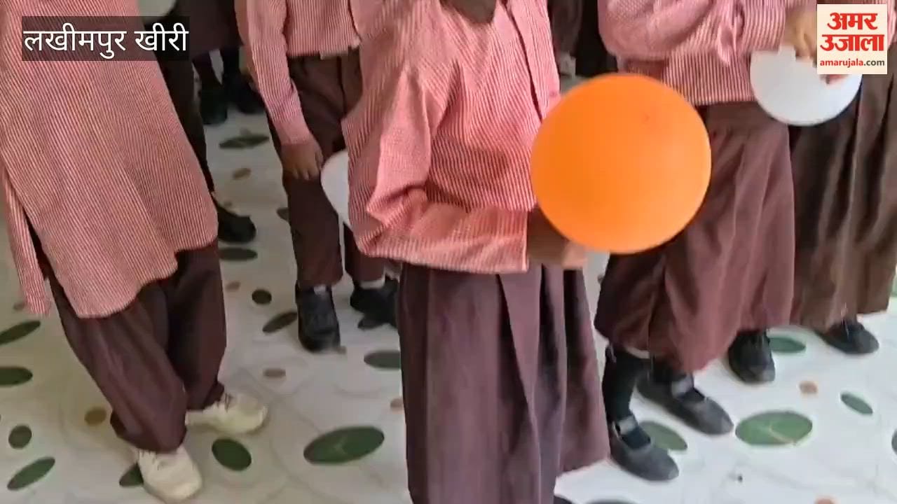 Children arrived at school teachers welcomed them in lakhimpur kheri