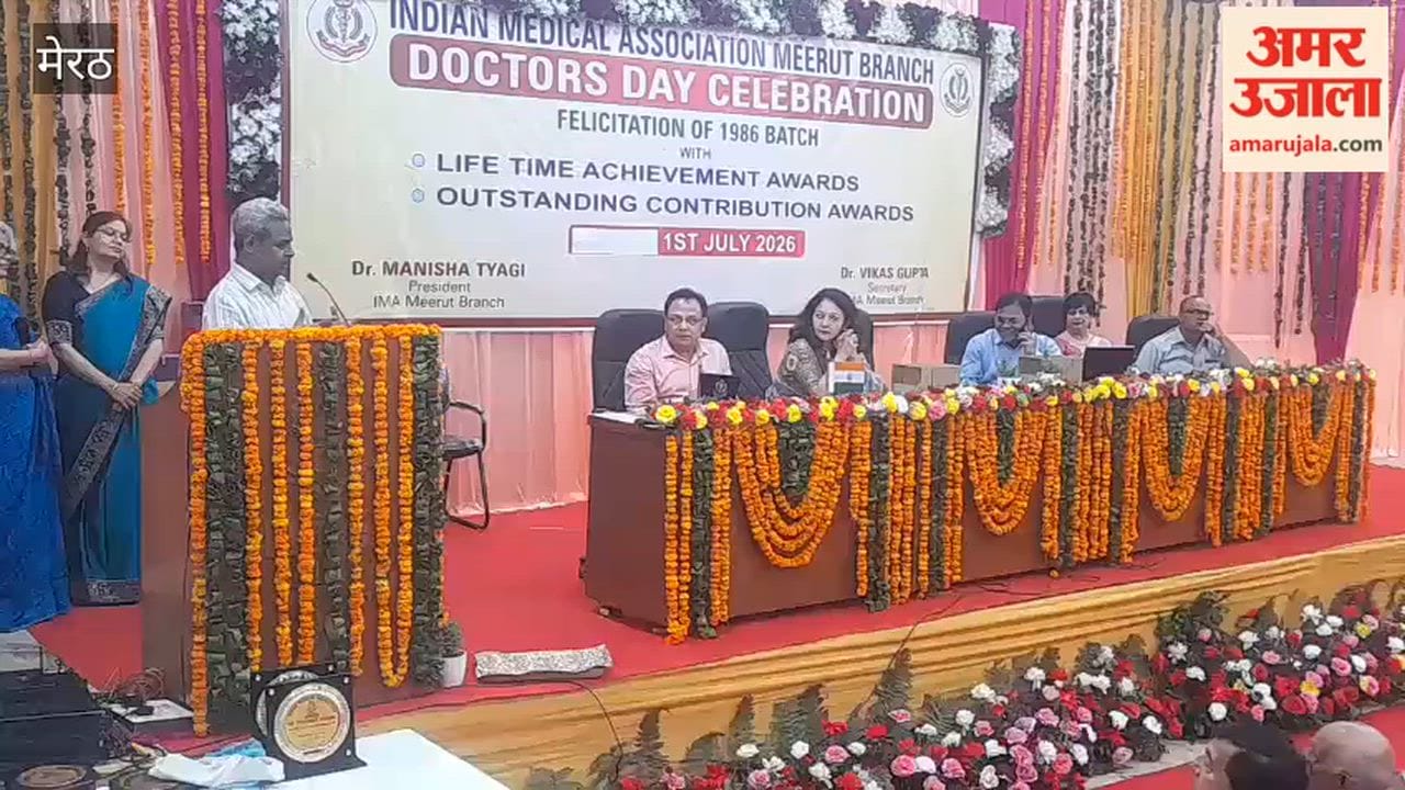 Life Time Achievement Award to 10 doctors, Award for Outstanding Contribution to five