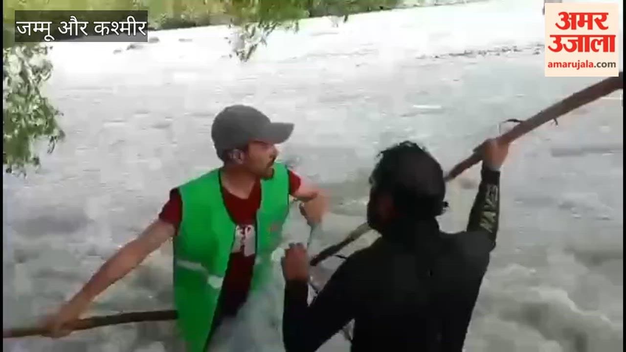Ladakh Police Continue Intensive Search Operation in Drass River two girl missing  last 7th days
