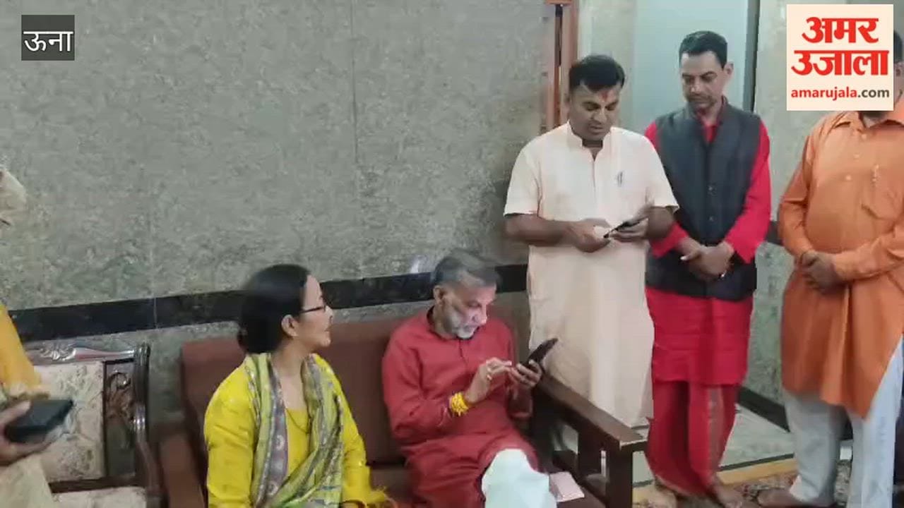Jhandutta MLA JR Katwal Visited Chintpurni Temple Prayed for Peace and Prosperity