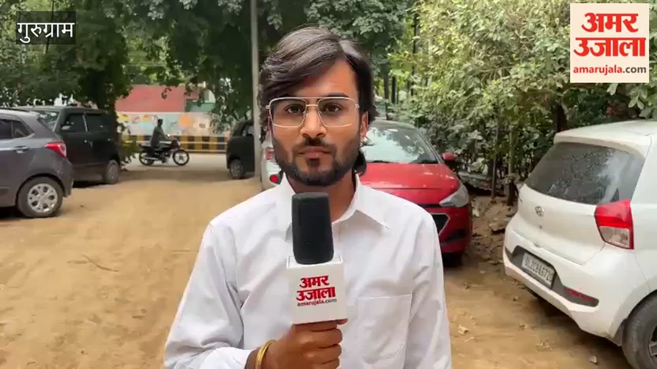 Electricity employees in Gurugram staged protest against government and management