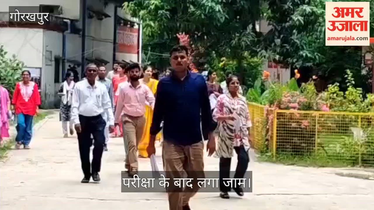 Traffic jam after exam; long traffic jam in the city as soon as the TET exam concluded.