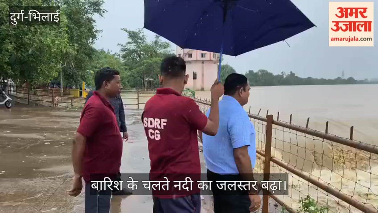 Waterlogging on Raipur-Durg National Highway with Shivnath River in spate alert issued for several villages