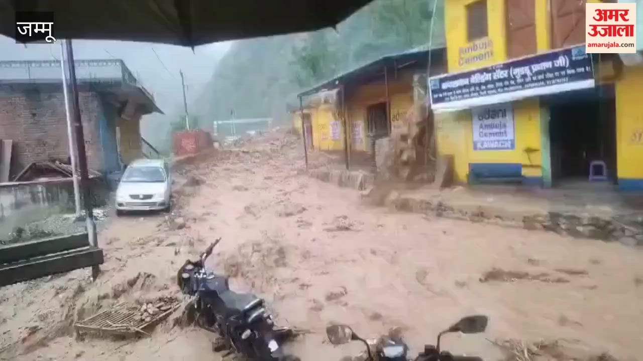 Flash floods wreak havoc in Doda