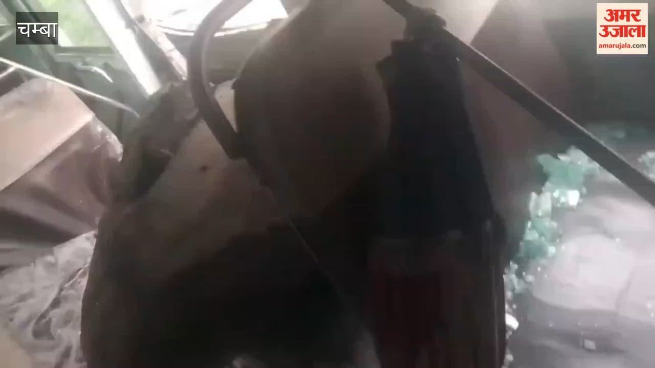 chamba bharmour road accident bus rockfall one dead five injured 2026