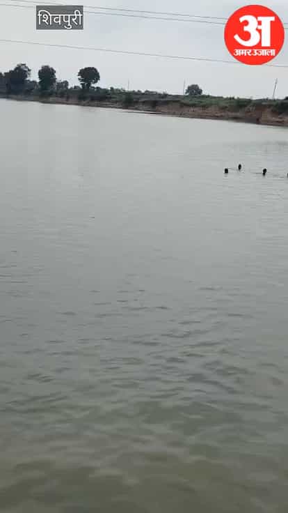 Tragic death of two friends who went to bathe in the Sindh River; live video surfaces.