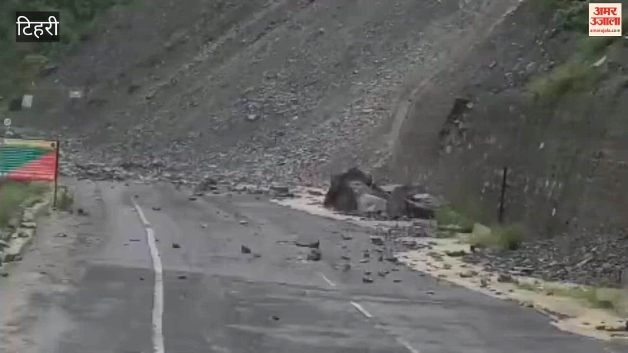 Rishikesh-Gangotri Highway blocked near Nagun; long queues of vehicles on both sides