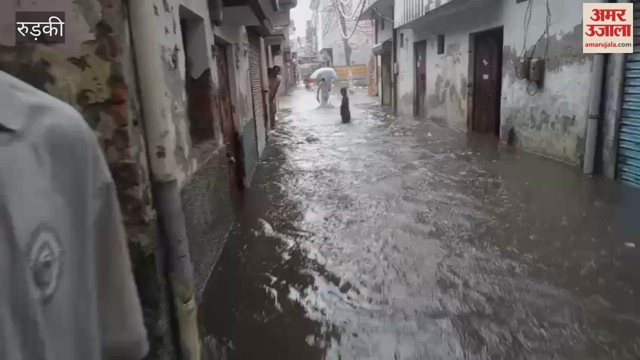 Torrential rain causes waterlogging in several areas of Roorkee; water enters homes and shops