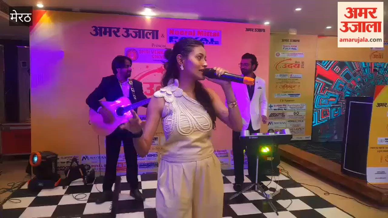 Meerut: Amar Ujala Uday Event Honours City Achievers, Singer Akshita Enthralls Audience