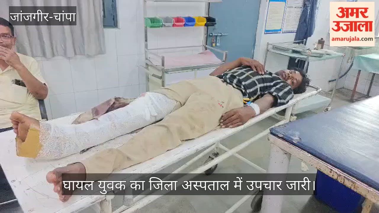 Head on collision between two motorcycles 17-year-old nephew dies uncle critically injured in Janjgir-Champa