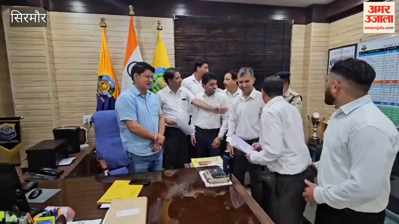 sirmaur congress legal cell demands fir against advocate over cm comment
