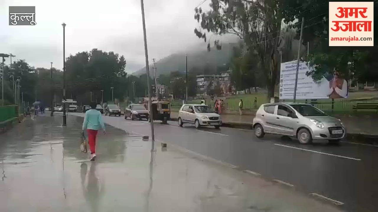 kullu rain update heavy rain affects normal life temperature drops
