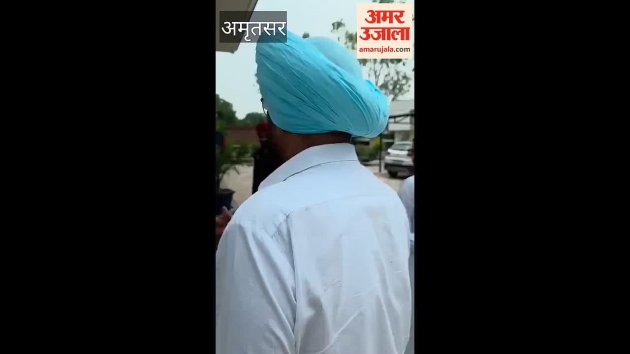 Former Cabinet Minister Kuldeep Dhaliwal visited petrol pumps in Ajnala.