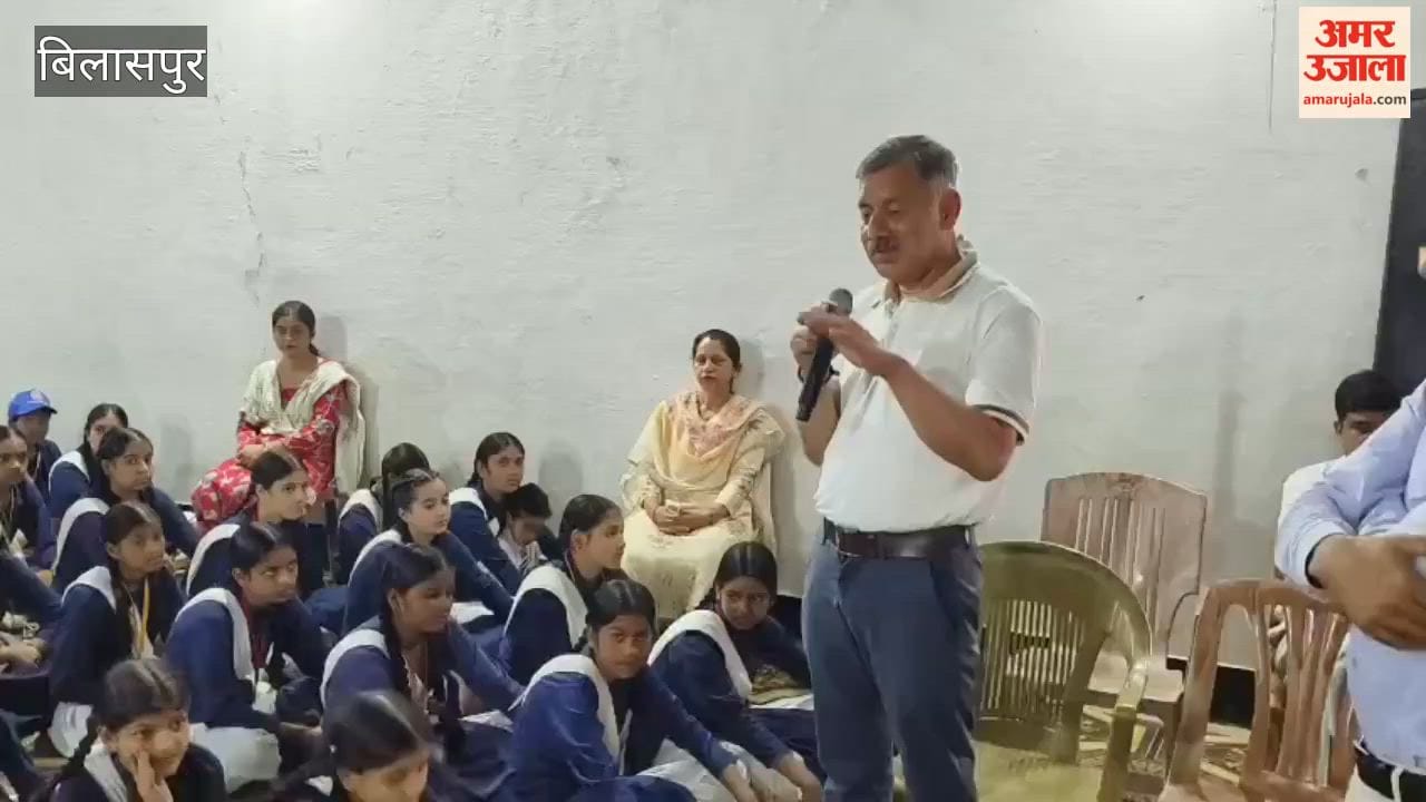 rajesh dharmani student interaction hadwar school bilaspur education reforms