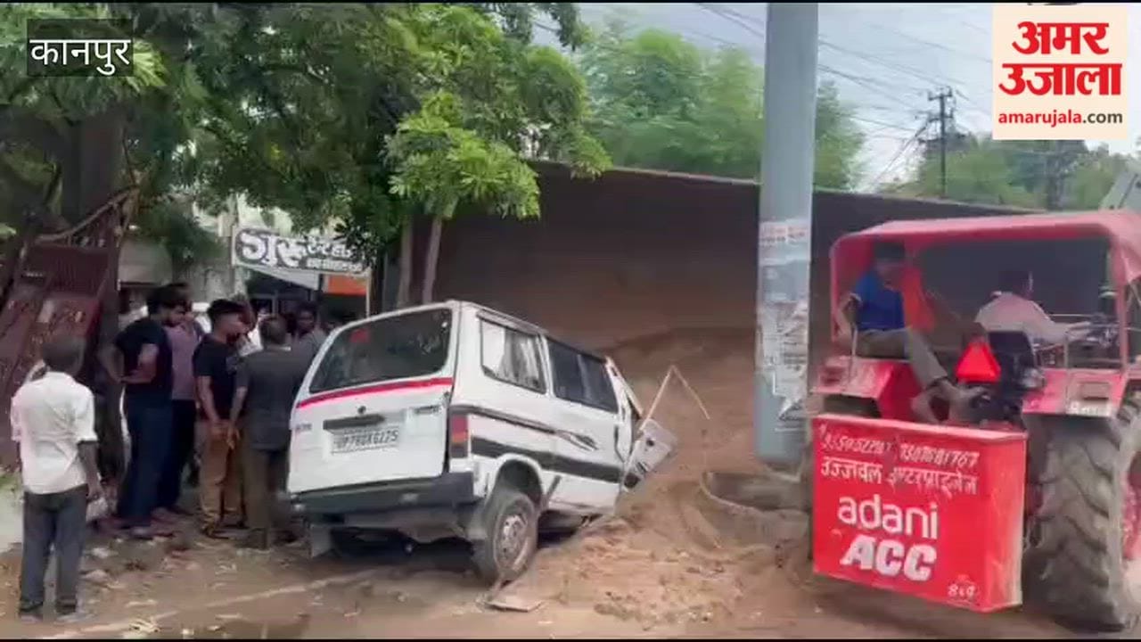 Kanpur: Dumper overturns onto car after losing control in Chakeri; traffic jam ensues