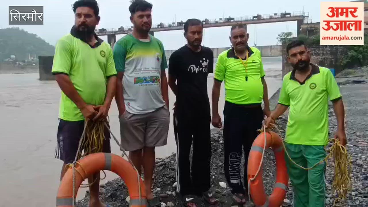 paonta sahib yamuna river water level rises divers team deployed monsoon alert