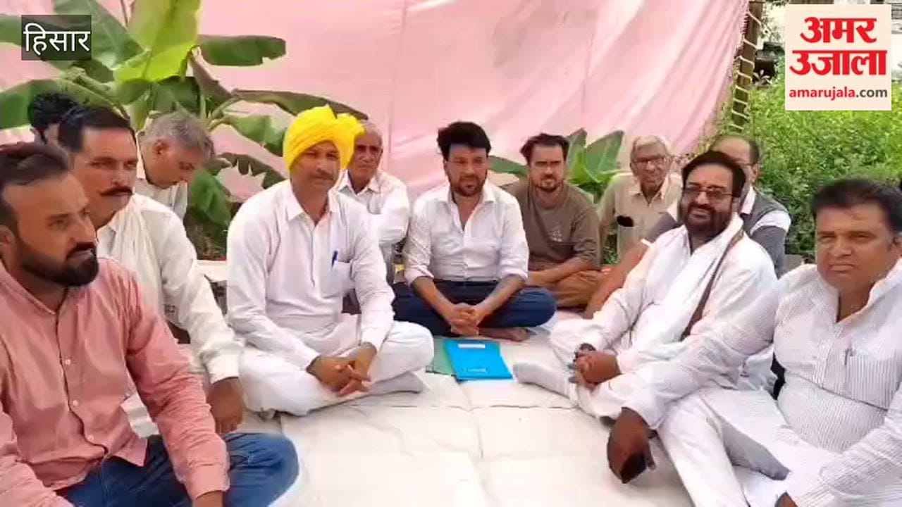 BJP workers' sit-in protest over waterlogging in Hansi continues for the eighth day.