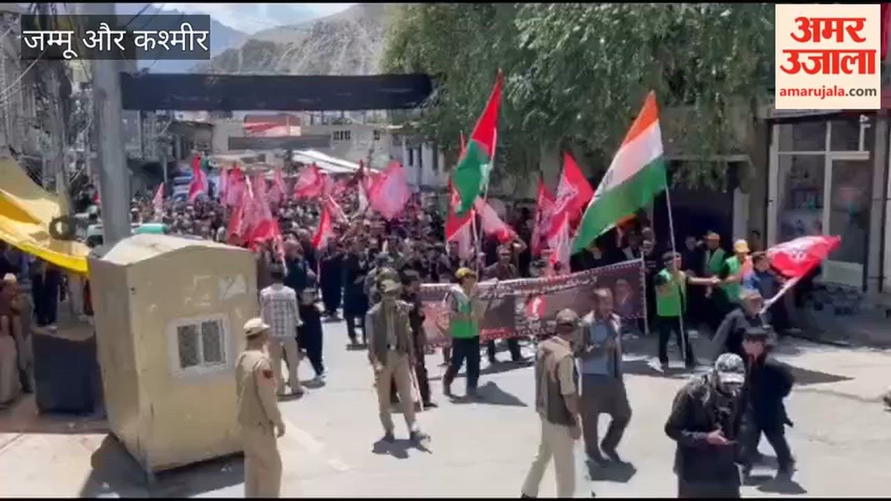 Massive protest in Kargil in support of Iran