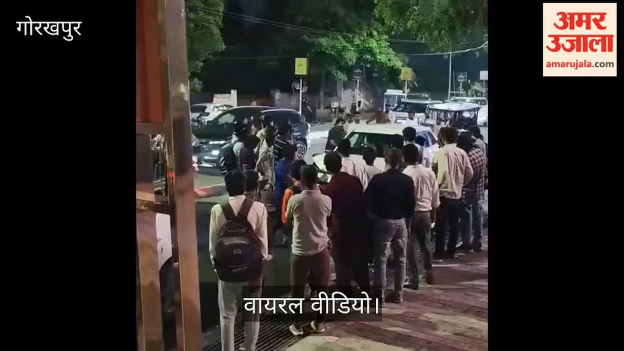 Car drivers clash in road rage incident; commotion on City Mall Road – VIDEO
