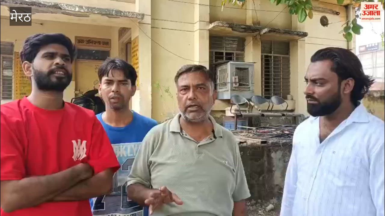 Meerut: Power supply restored while line was being repaired; two people narrowly escaped burns.