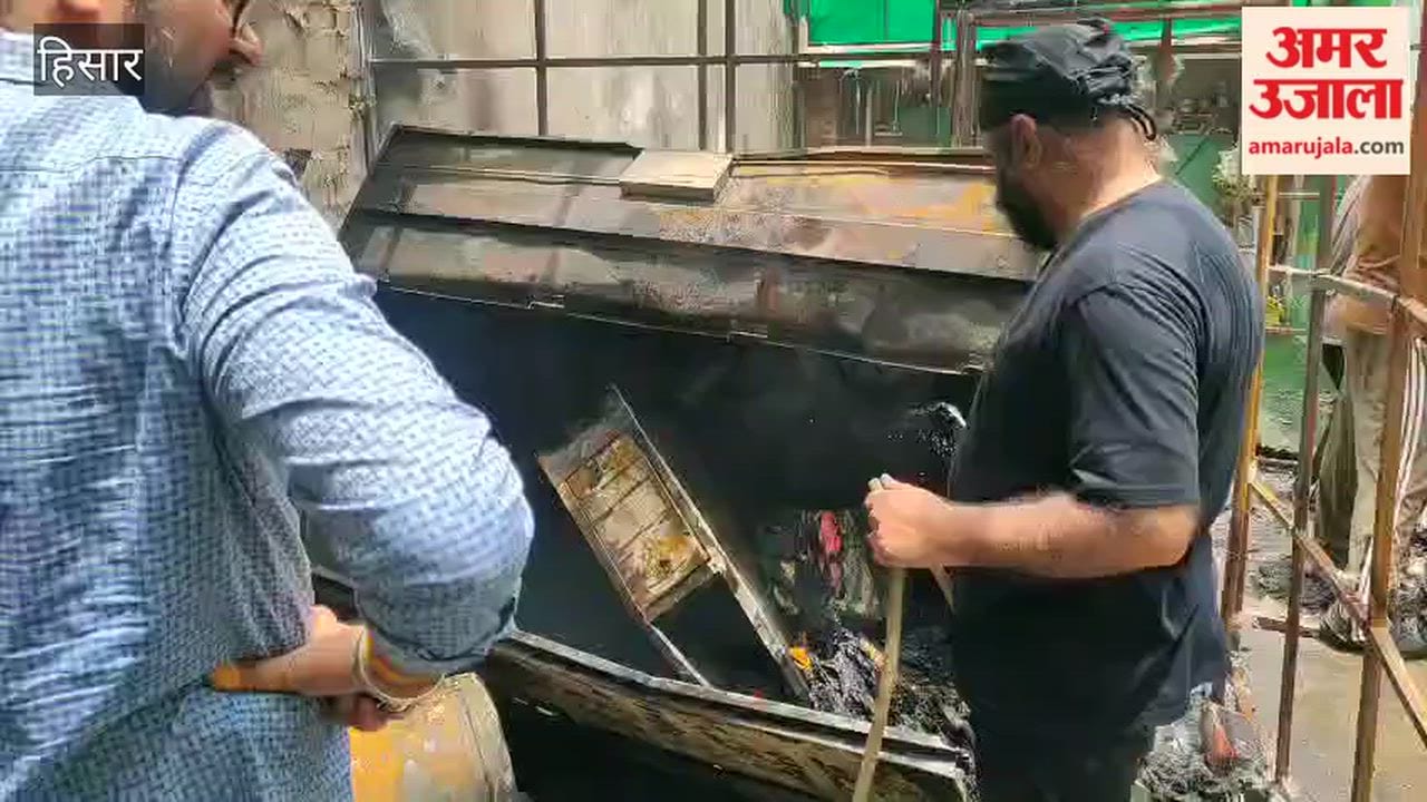 Fire breaks out at a house at Dabra Chowk in Hisar; two fire tenders bring it under control.